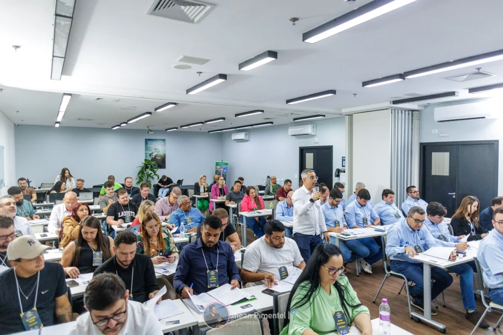 Home Gestores de posto em treinamento da Academia Brasil Postos
